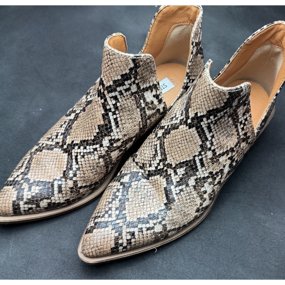 STEVE‎ MADDEN Joella Ankle Boots Womens 7M Snake Print Slip-On Booties